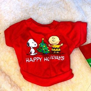 NEW Peanut holiday tee for dogs